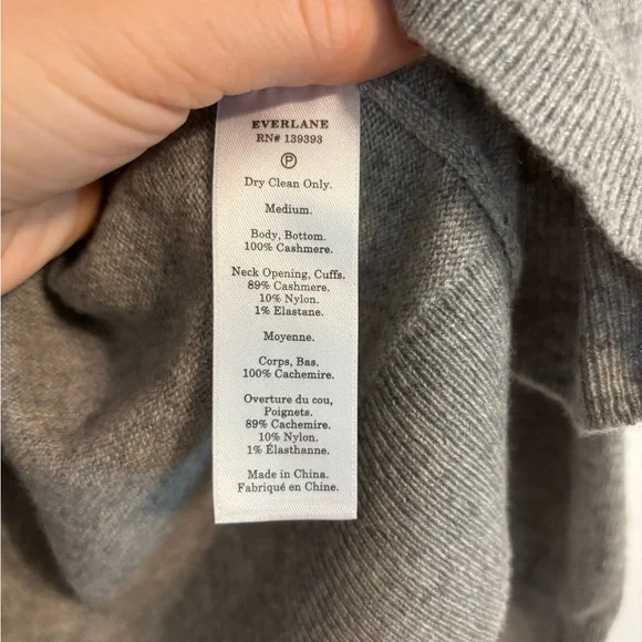 Everlane The Classic Crew in Cashmere - Picture 4 of 6
